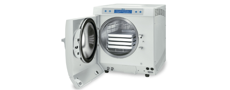 Autoclave Vacuklav 30B+: Puerta abierta