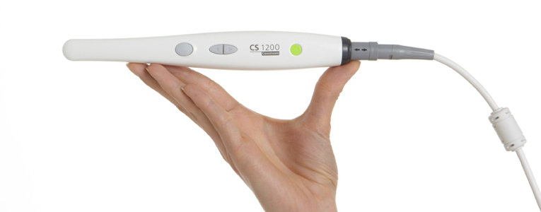 Tamaño de la Cámara intraoral CS 1200 Carestream Dental