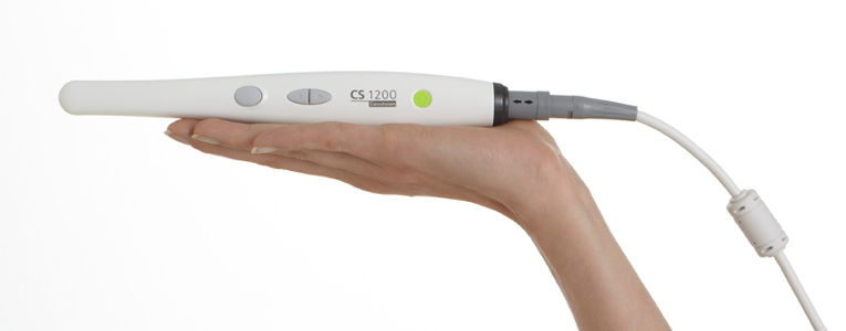 Tamaño de la Cámara intraoral CS 1200 Carestream Dental