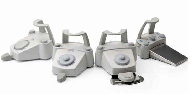Sillón dental A3 Cefla: mando de pie