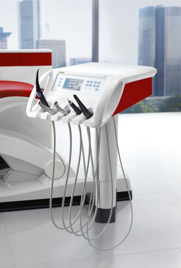 Sillón dental SINIUS: Diseño con carril de desplazamiento