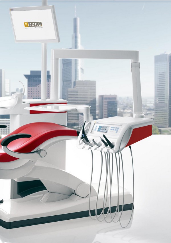Sillón dental SINIUS TS: El diseño con mangueras colgantes
