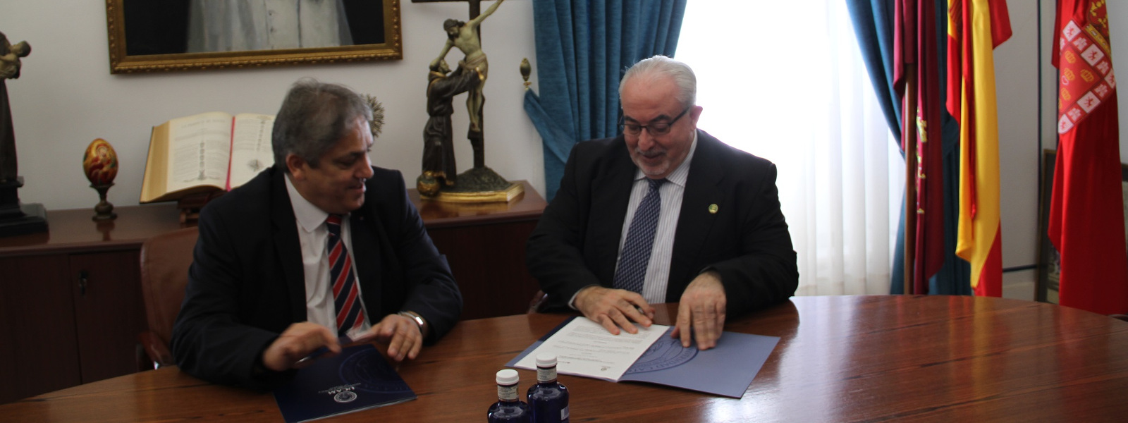 Henry Schein da soporte a la Universidad Católica de Murcia como patrocinador para la educación y formación
