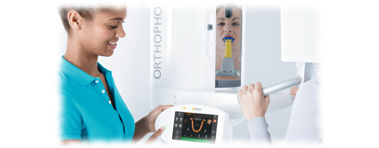 Panorámico ORTHOPHOS SL 2D Dentsply Sirona: Manejo intuitivo con el Easypad