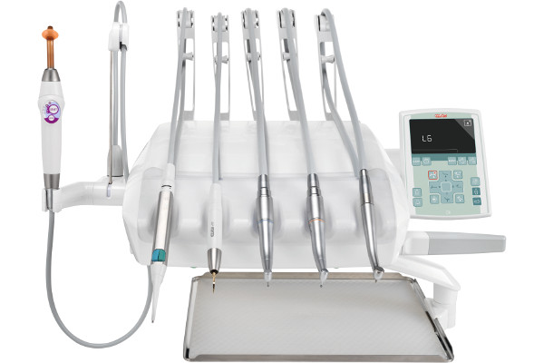 Sillón dental L9 Cefla: Instrumentos y accesorios