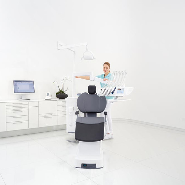 Sillón dental INTEGO Ambidiestros: Paso 2 del giro