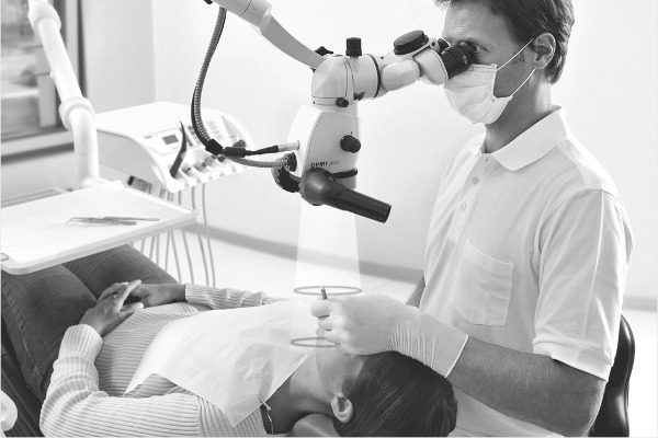 Microscopios dentales